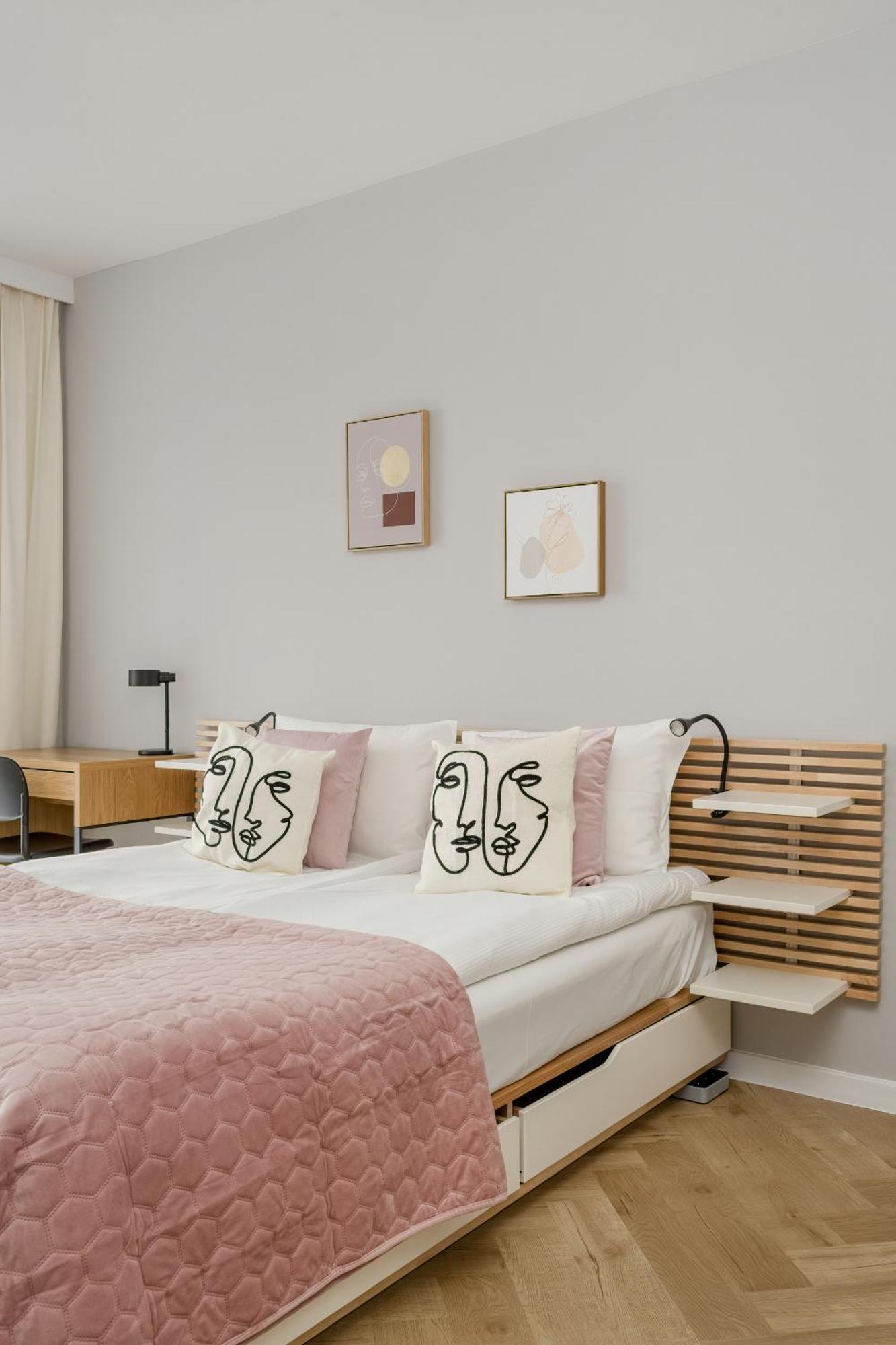 Michalczyka Stylish Apartment With Parking In The City Center Of Wroclaw By Noclegi Renters Екстериор снимка